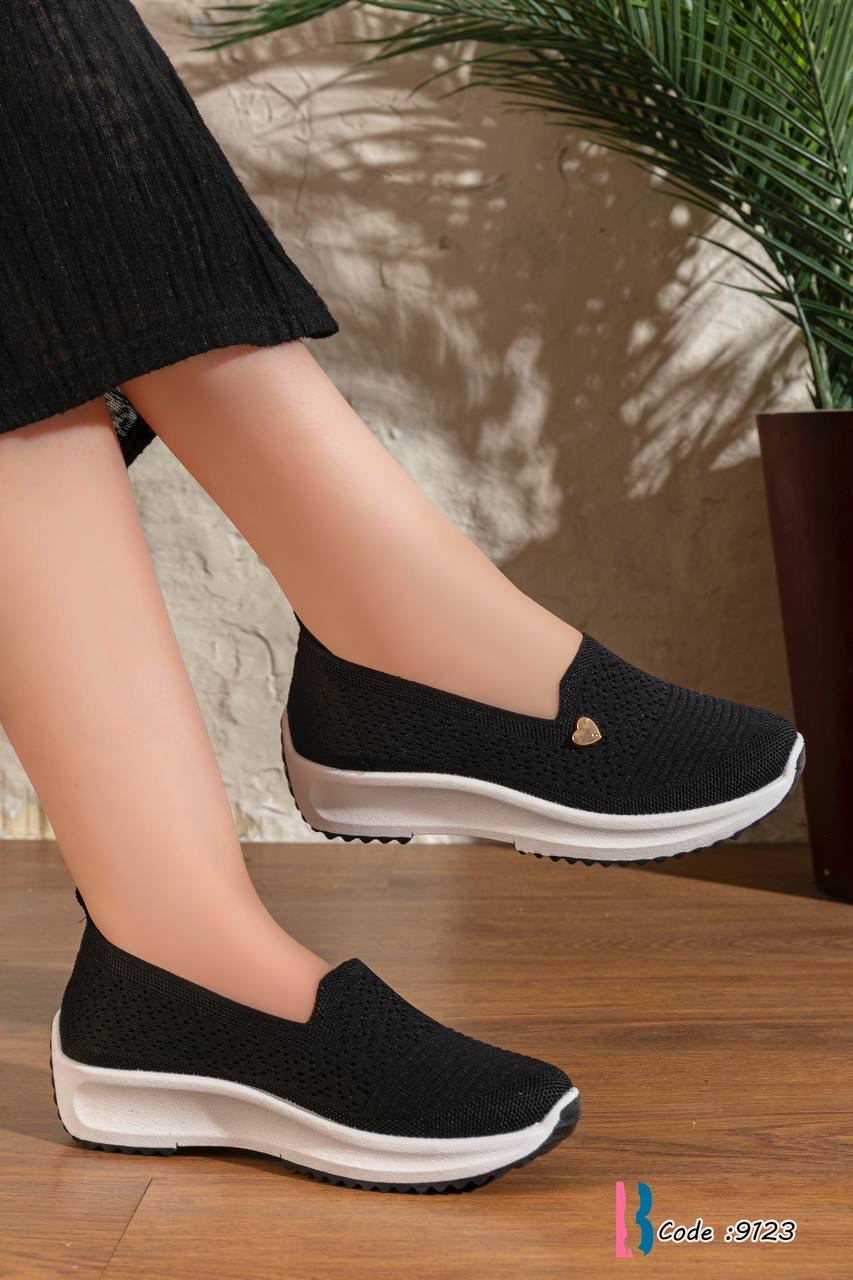 /public/uploads/photos/shares/Suzy shoes/IMG_4081.jpeg